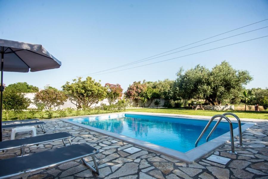 Villa Irida Afrato Exterior photo